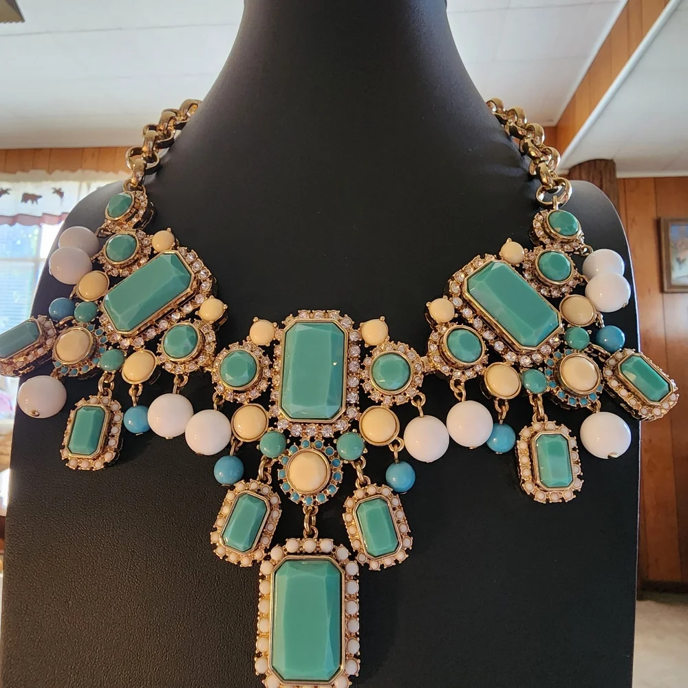 BANANA REPUBLIC Gold-Tone Statement Necklace with Aqua, White, and Ivory Accents - Picture 5 of 7